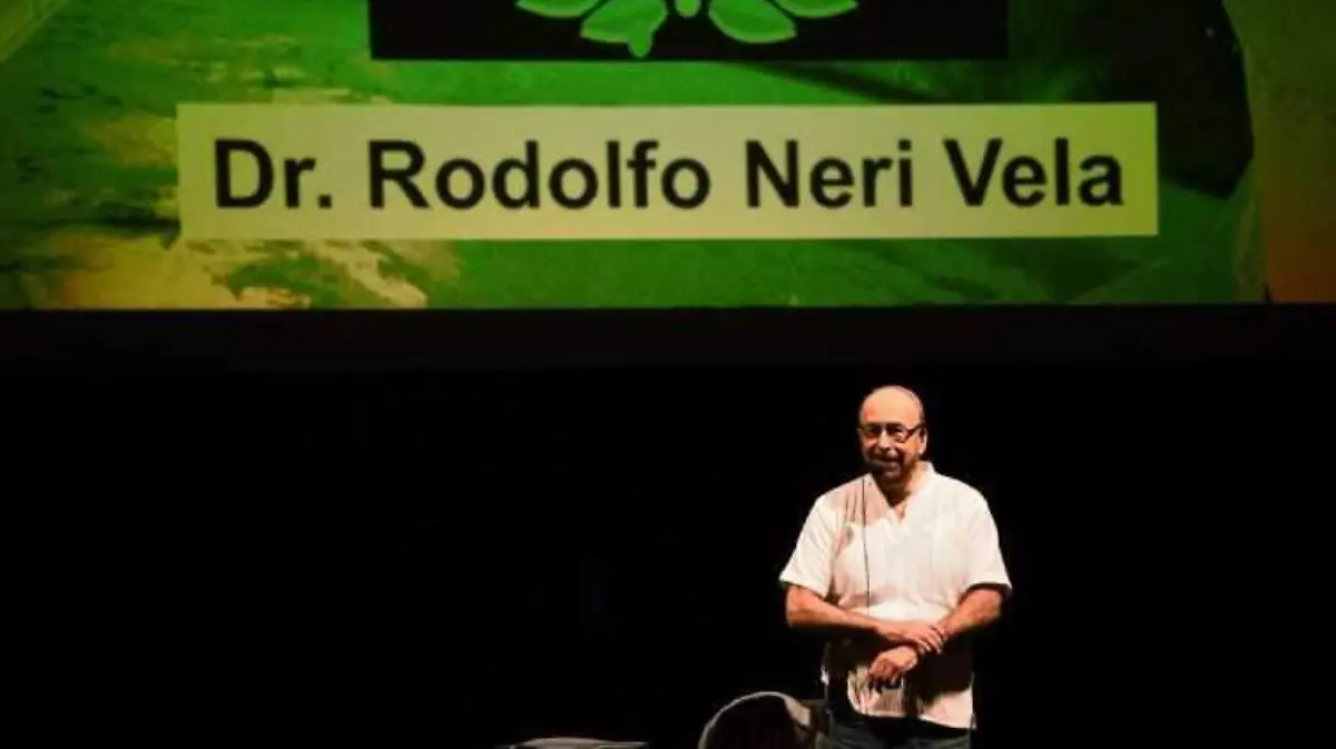 Astronauta Rodolfo Neri Vela participa en FIL Oaxaca 2021